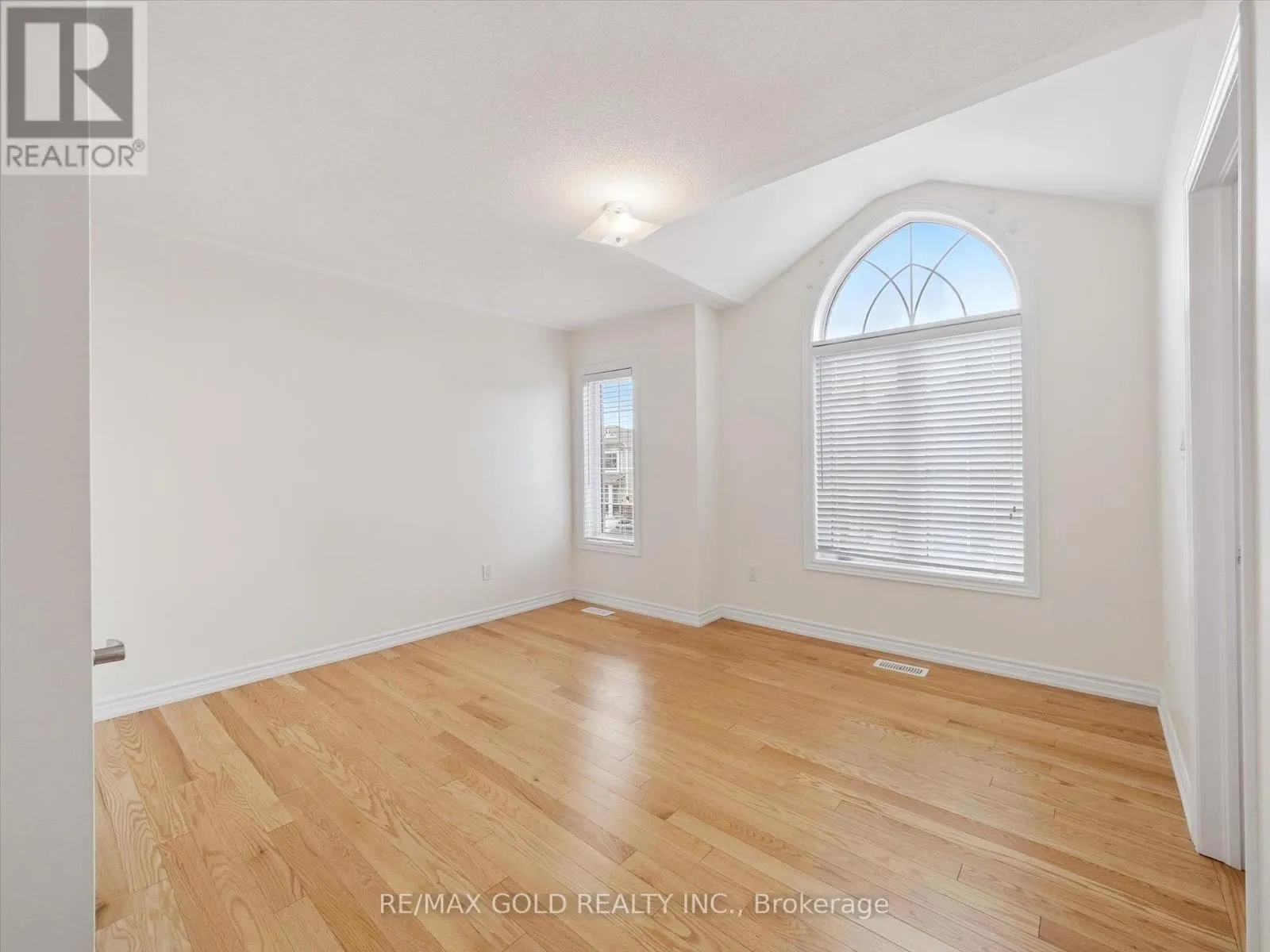 6 BANNISTER ROAD