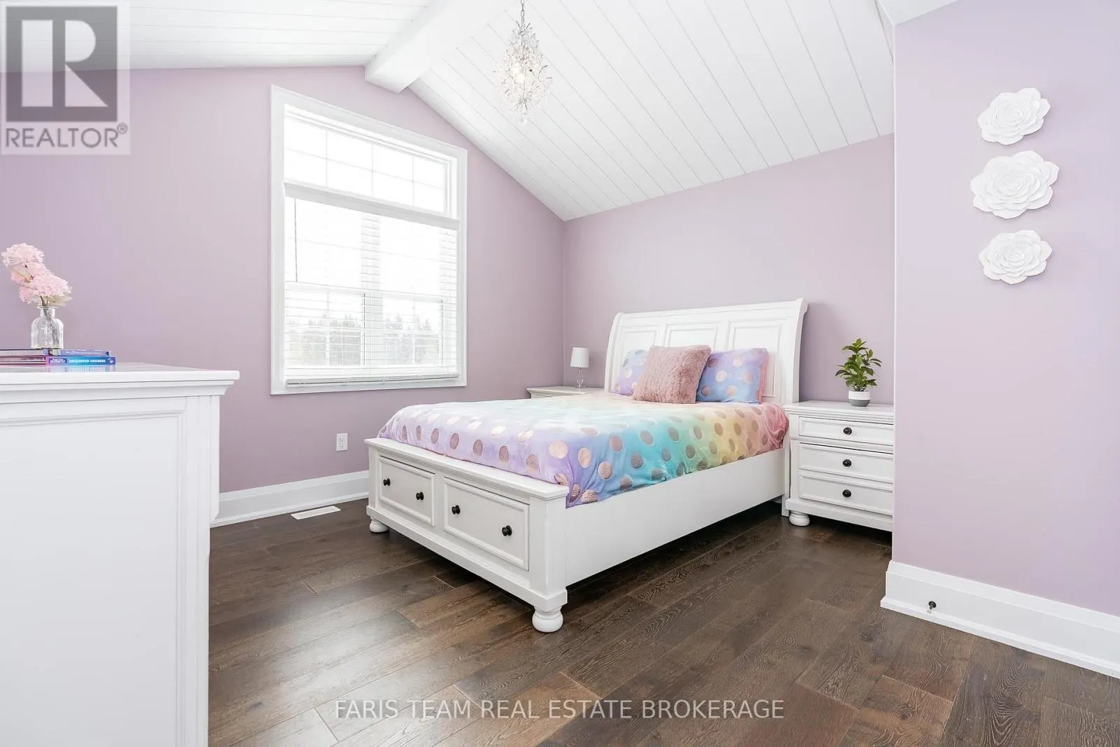 2448 STOCKDALE ROAD