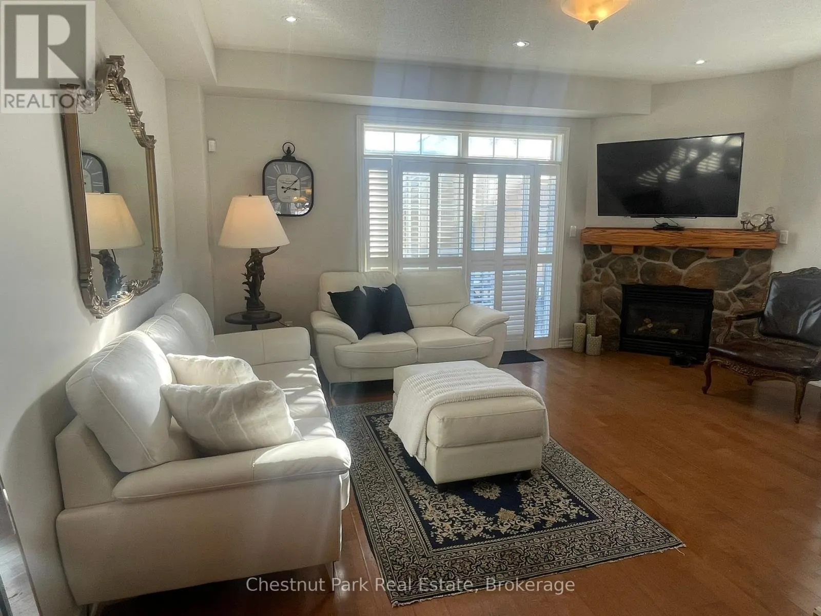 2 CRANBERRY QUAY