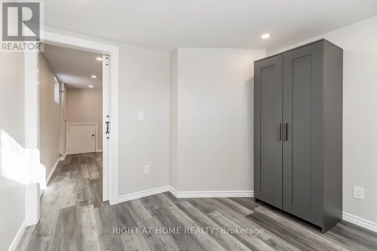 LOWER - 169A ROSE STREET