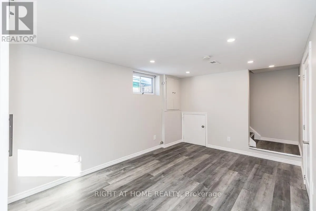 LOWER - 169A ROSE STREET