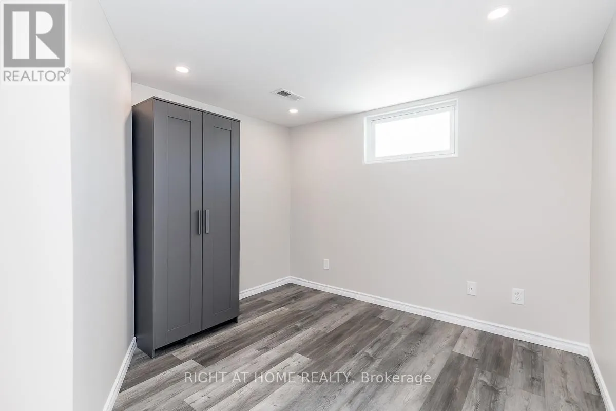 LOWER - 169A ROSE STREET