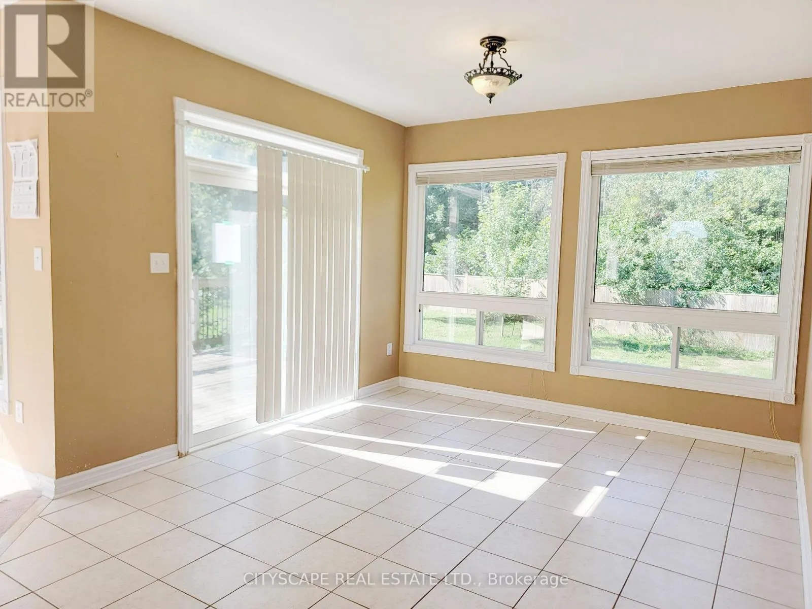 6 CHERRY SANDS CRESCENT