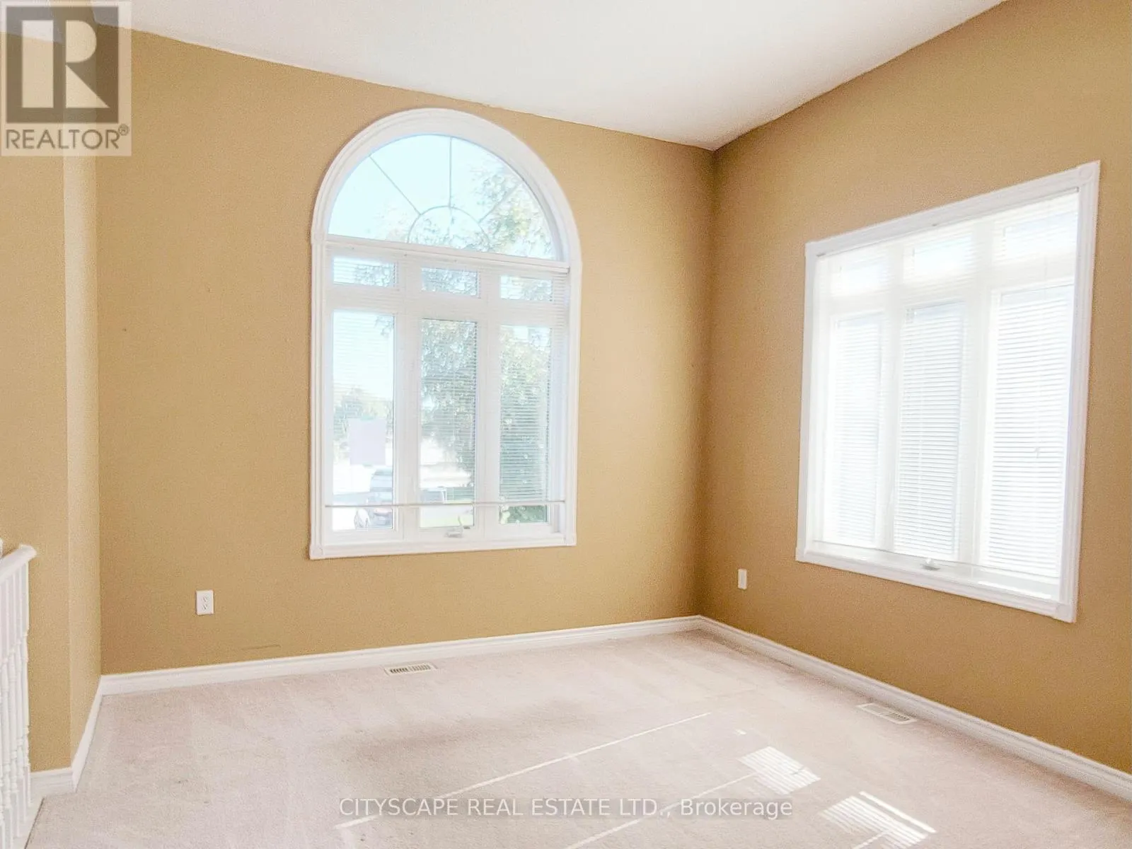 6 CHERRY SANDS CRESCENT