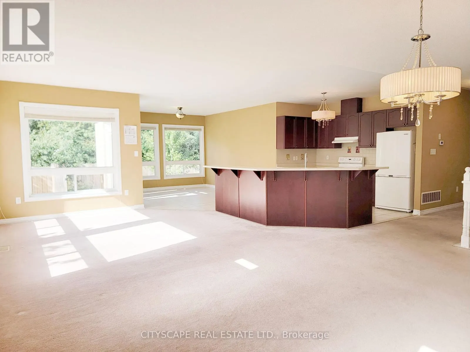 6 CHERRY SANDS CRESCENT