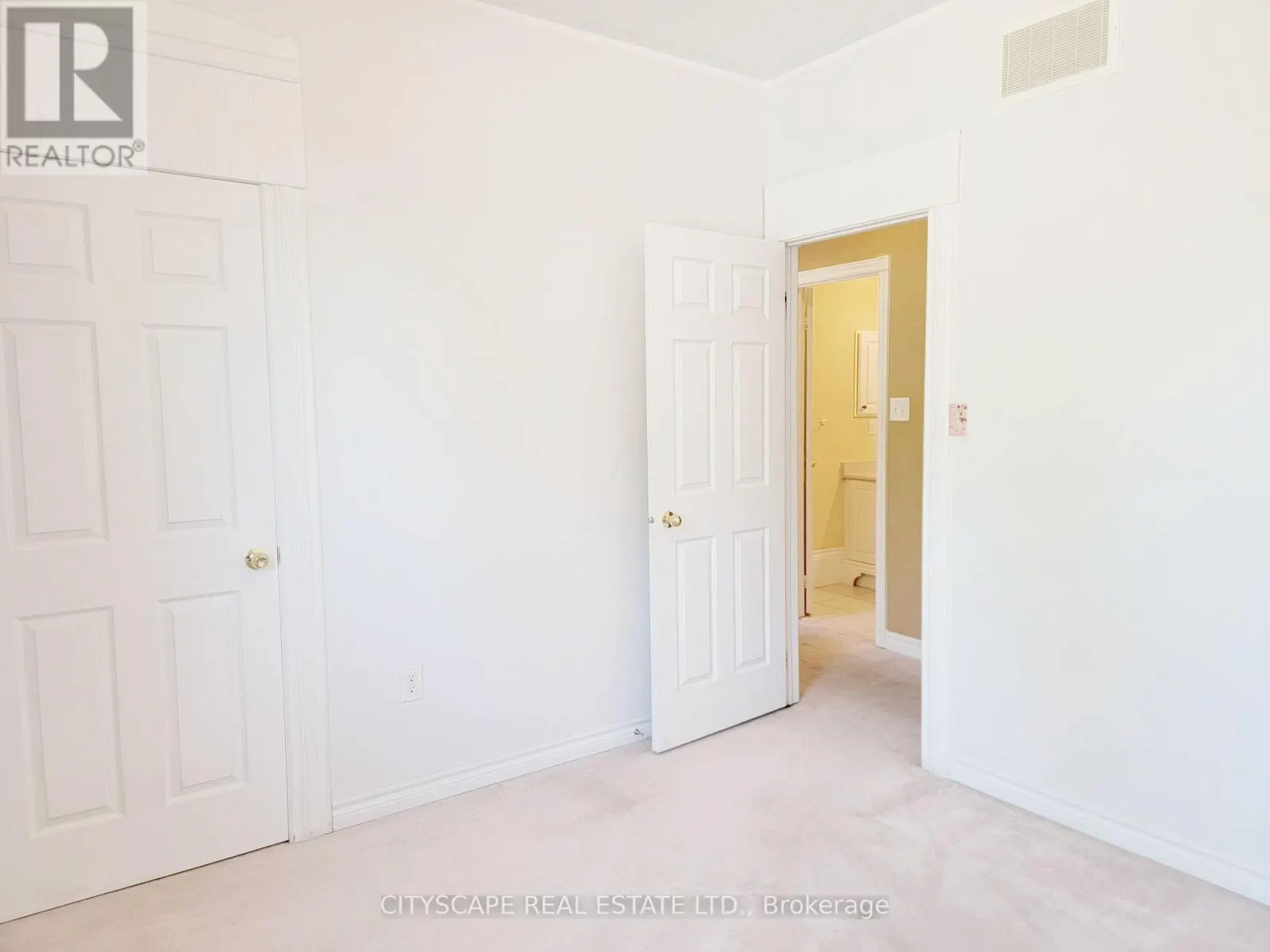 6 CHERRY SANDS CRESCENT