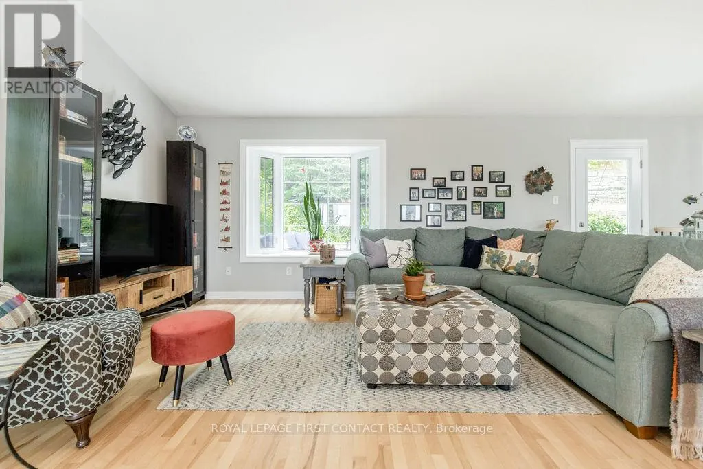 14 VALLEYCREST DRIVE