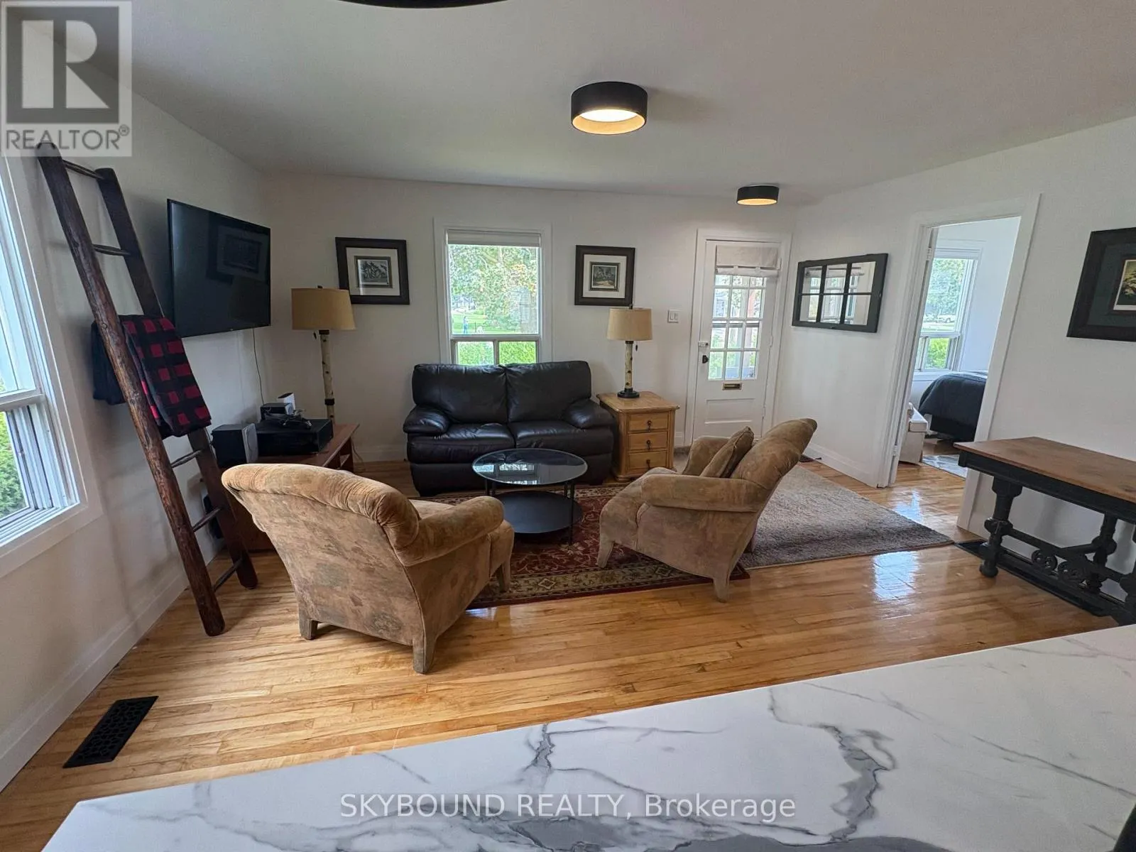 139 MEMORIAL AVENUE AVENUE