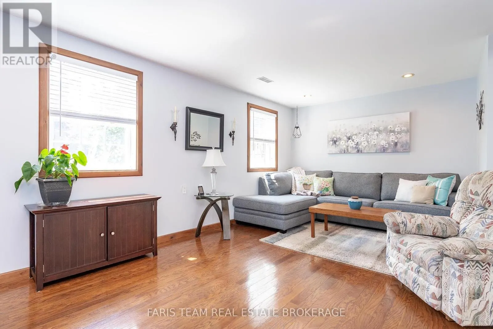 63 BROADVIEW STREET