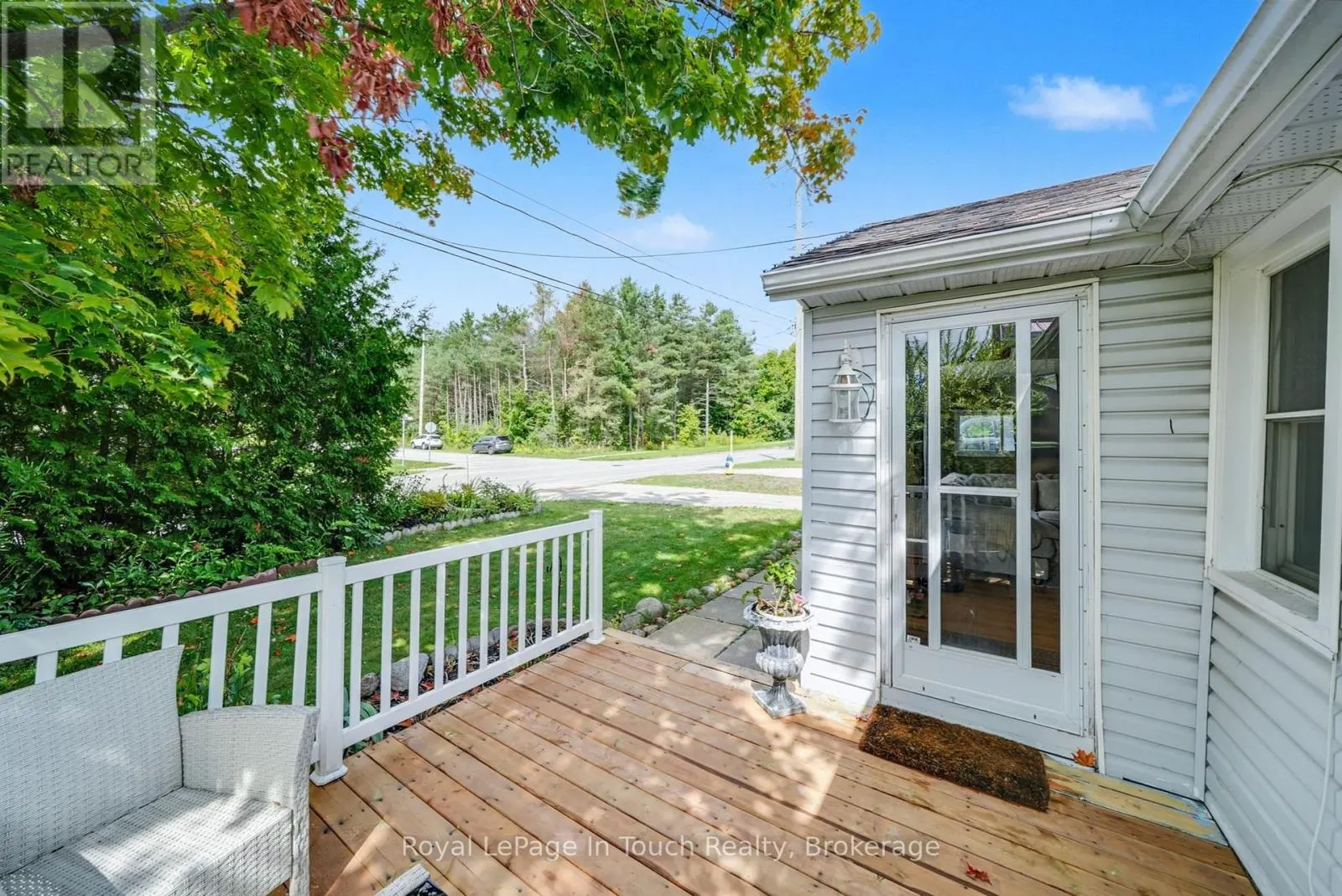116 ROBERT STREET E