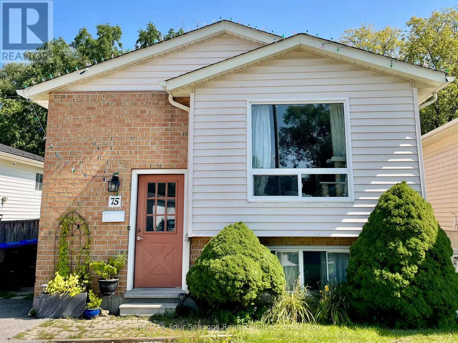 1 - 75 TELFER ROAD, #1