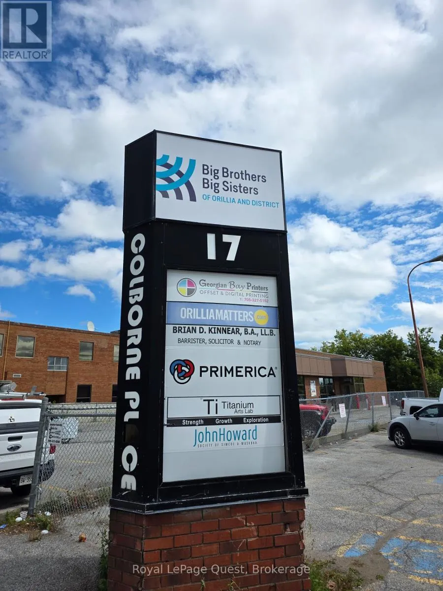 102 - 17 COLBORNE STREET E, #102