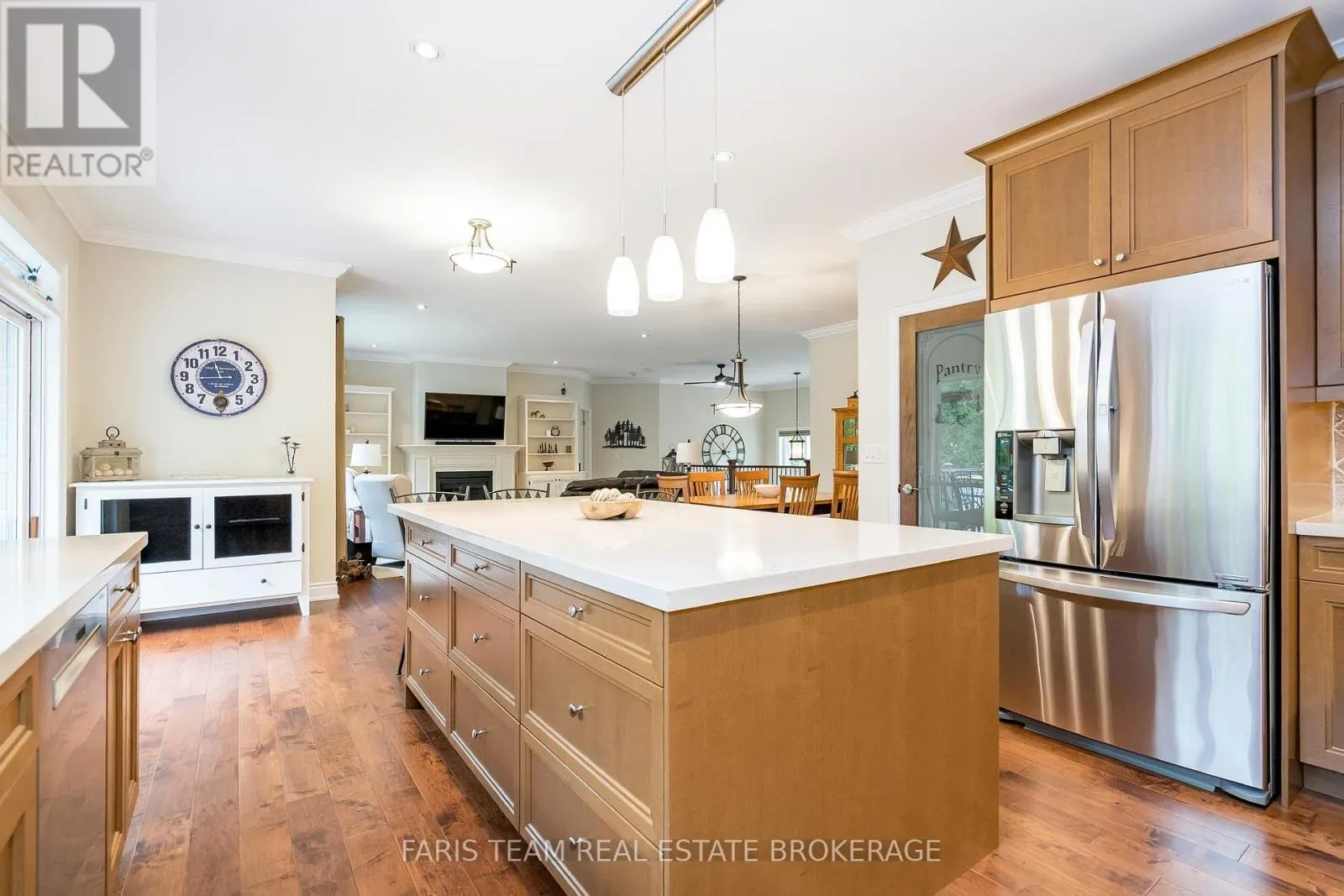 1559 RIMKEY CRESCENT