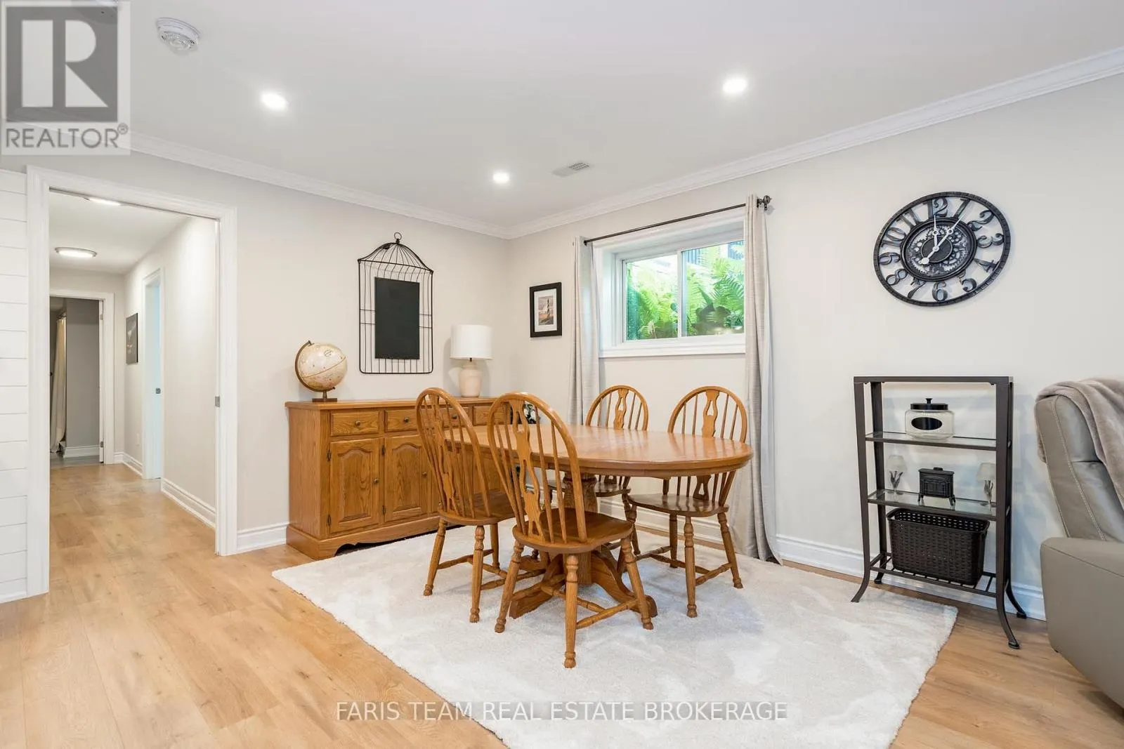 1559 RIMKEY CRESCENT