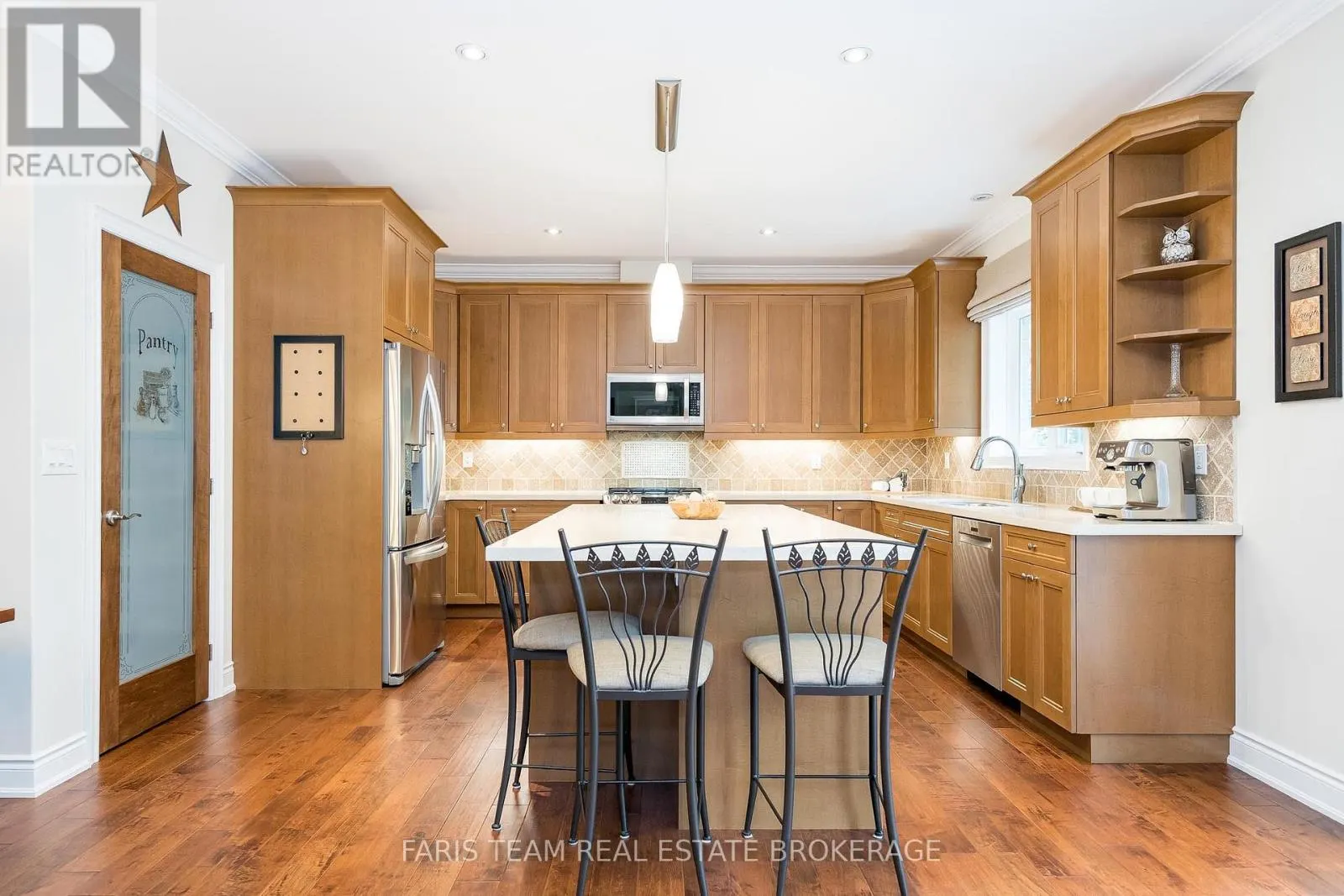 1559 RIMKEY CRESCENT