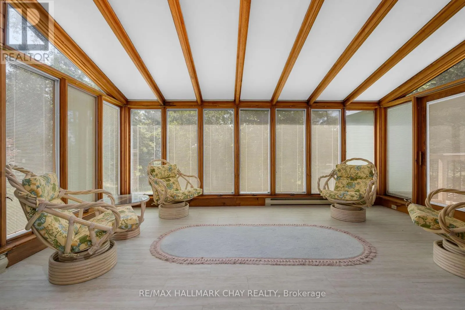 19 ALGONQUIN TRAIL