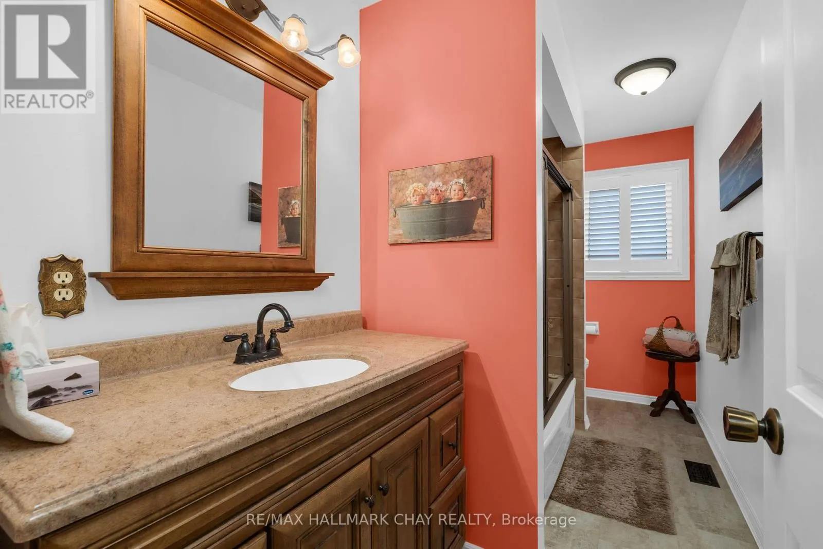19 ALGONQUIN TRAIL