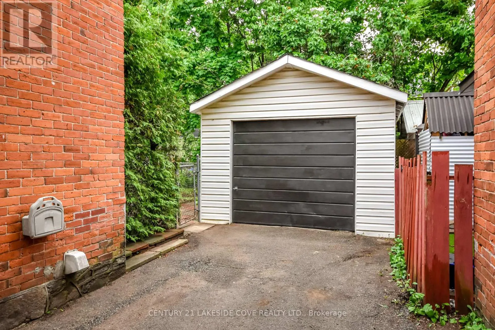74 PENETANG STREET