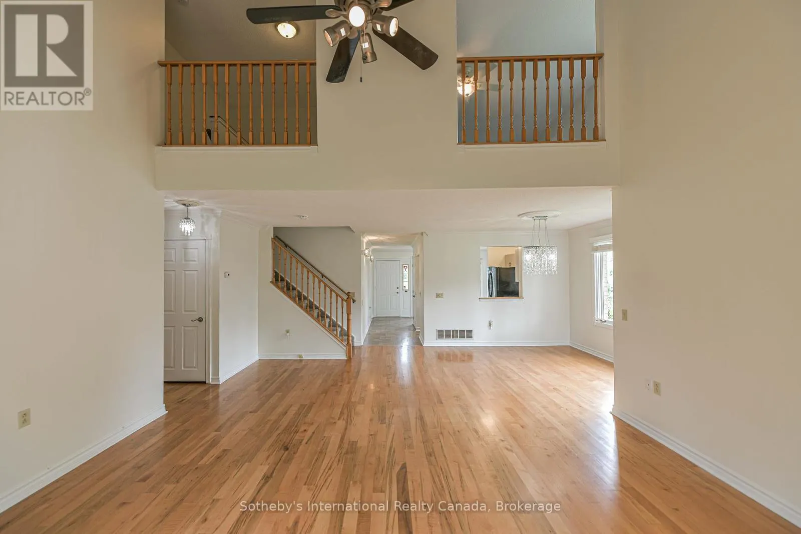 101 - 10 MUSEUM DRIVE, #101