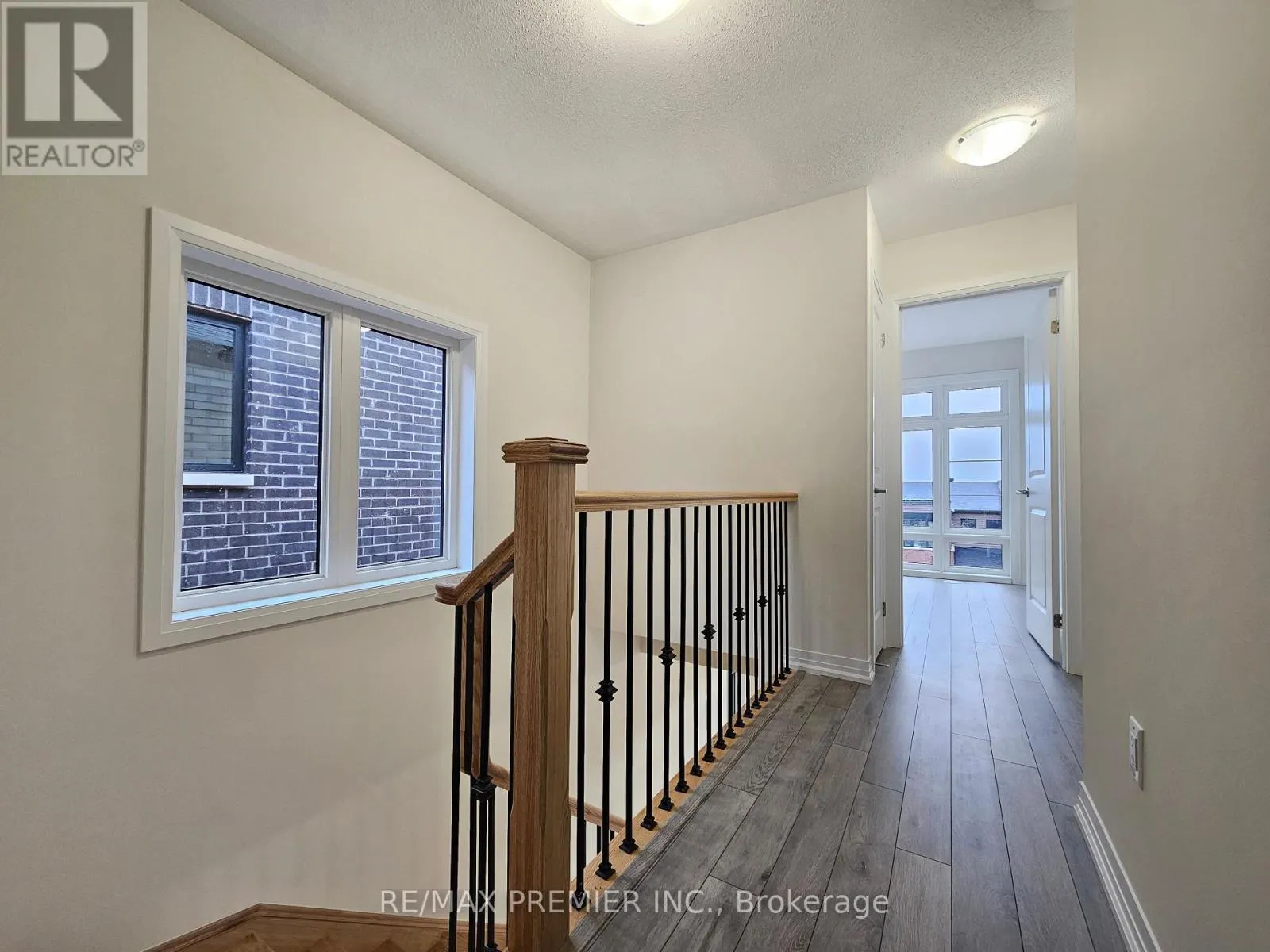 142 TURNBERRY LANE