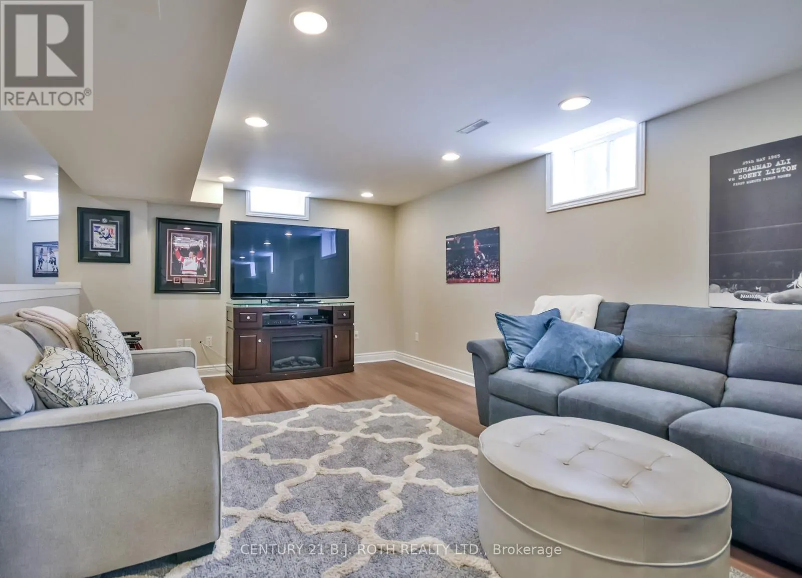 38 CAMELOT SQUARE