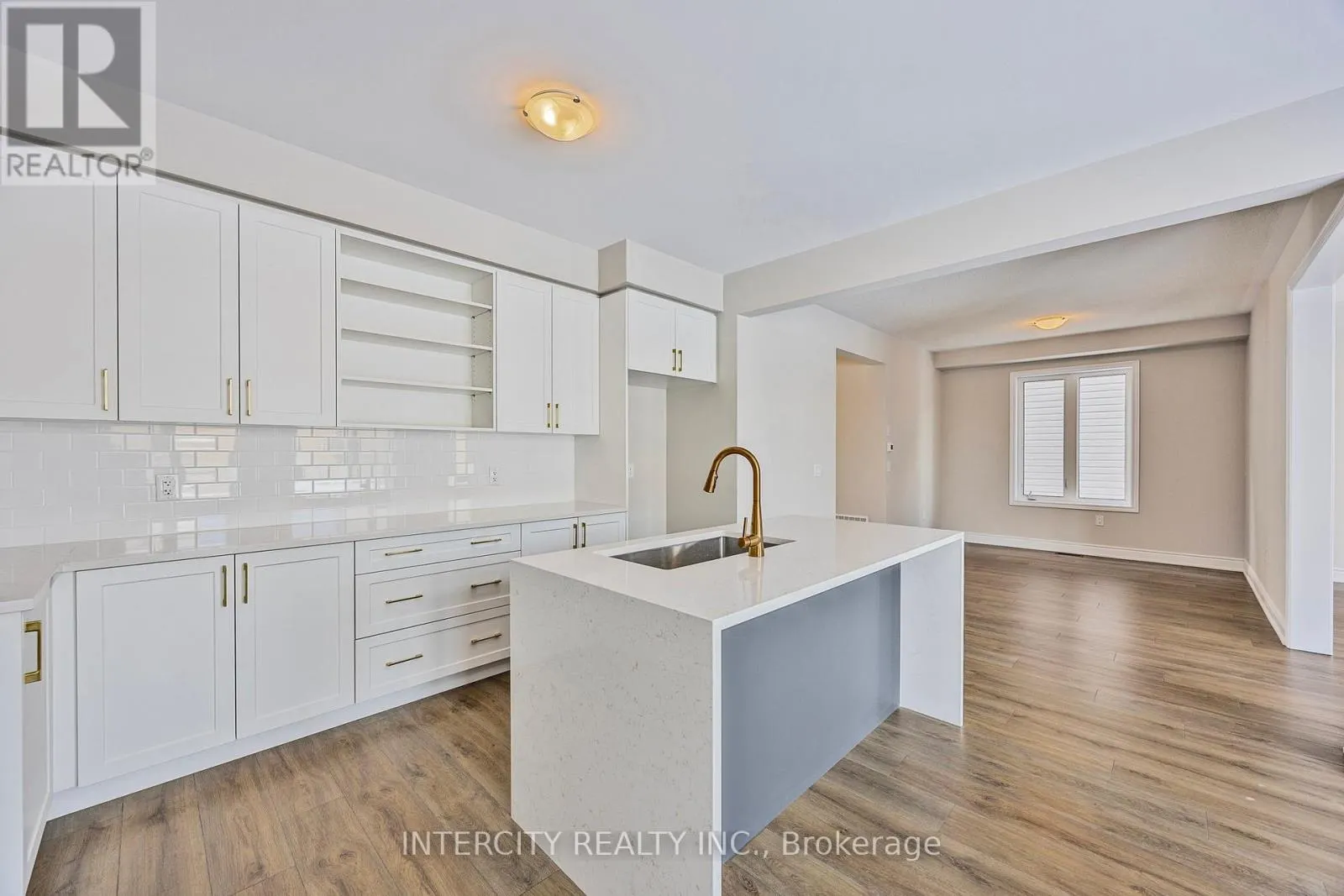 78 SEASON CRESCENT