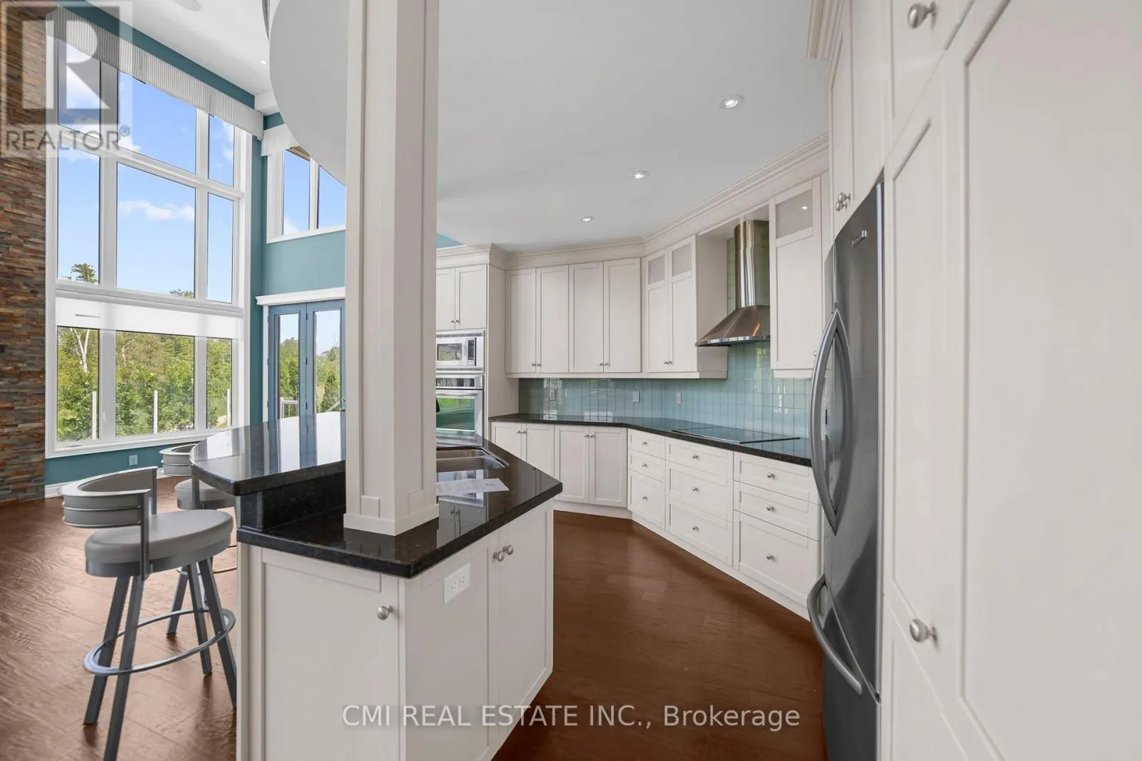 77 WATERVIEW ROAD
