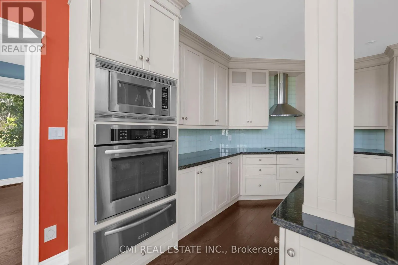 77 WATERVIEW ROAD