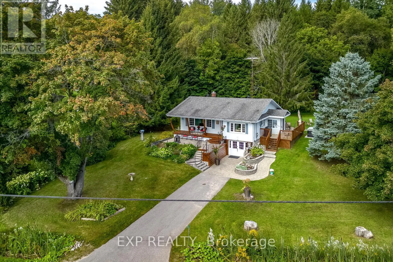 304 CHAMPLAIN ROAD
