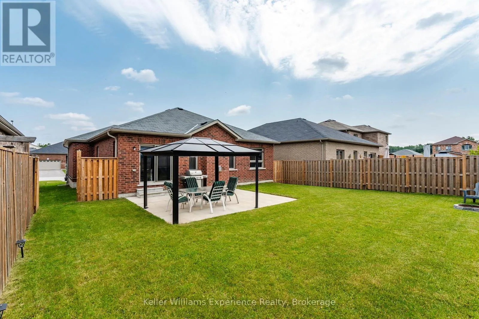 32 HATTON DRIVE