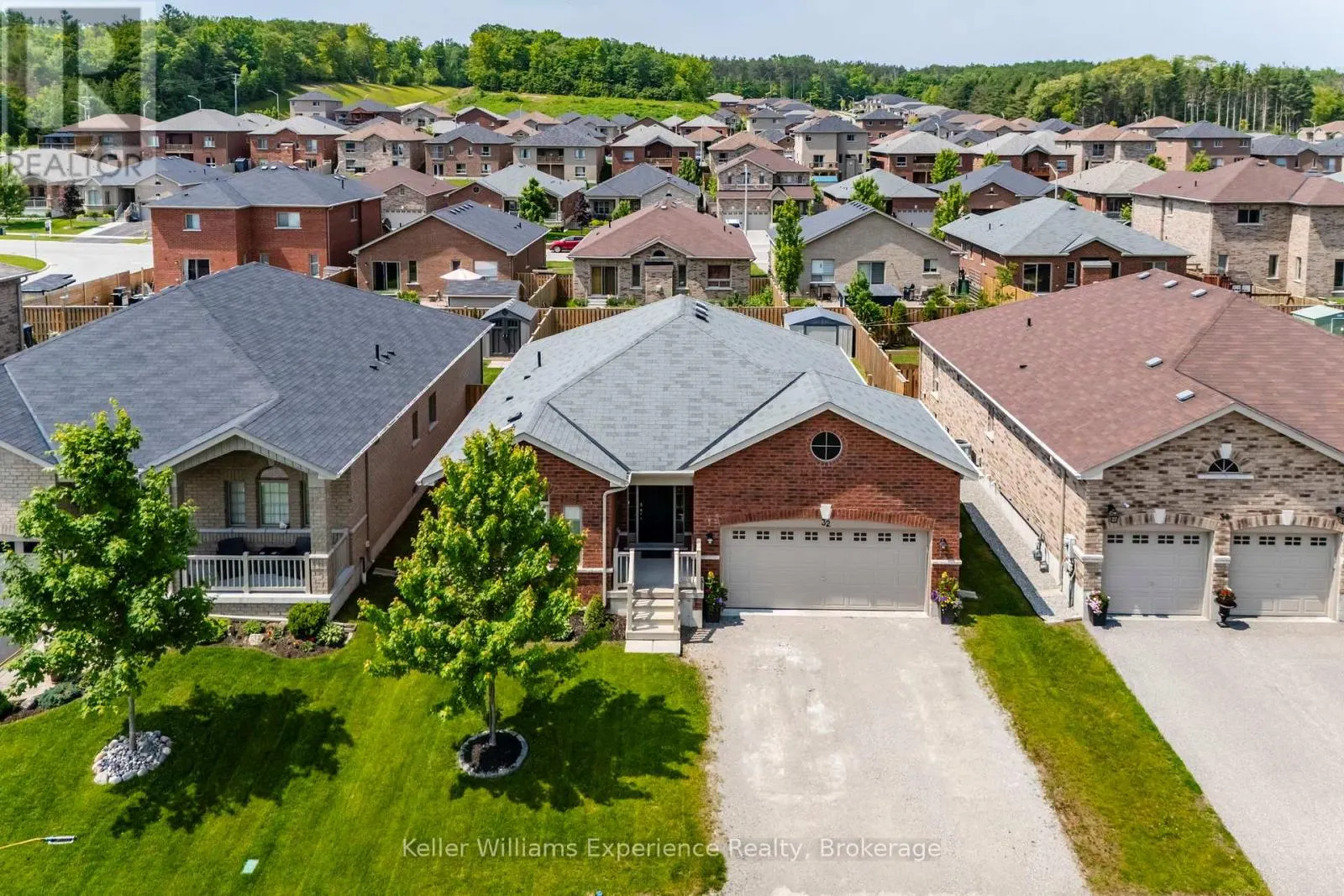 32 HATTON DRIVE