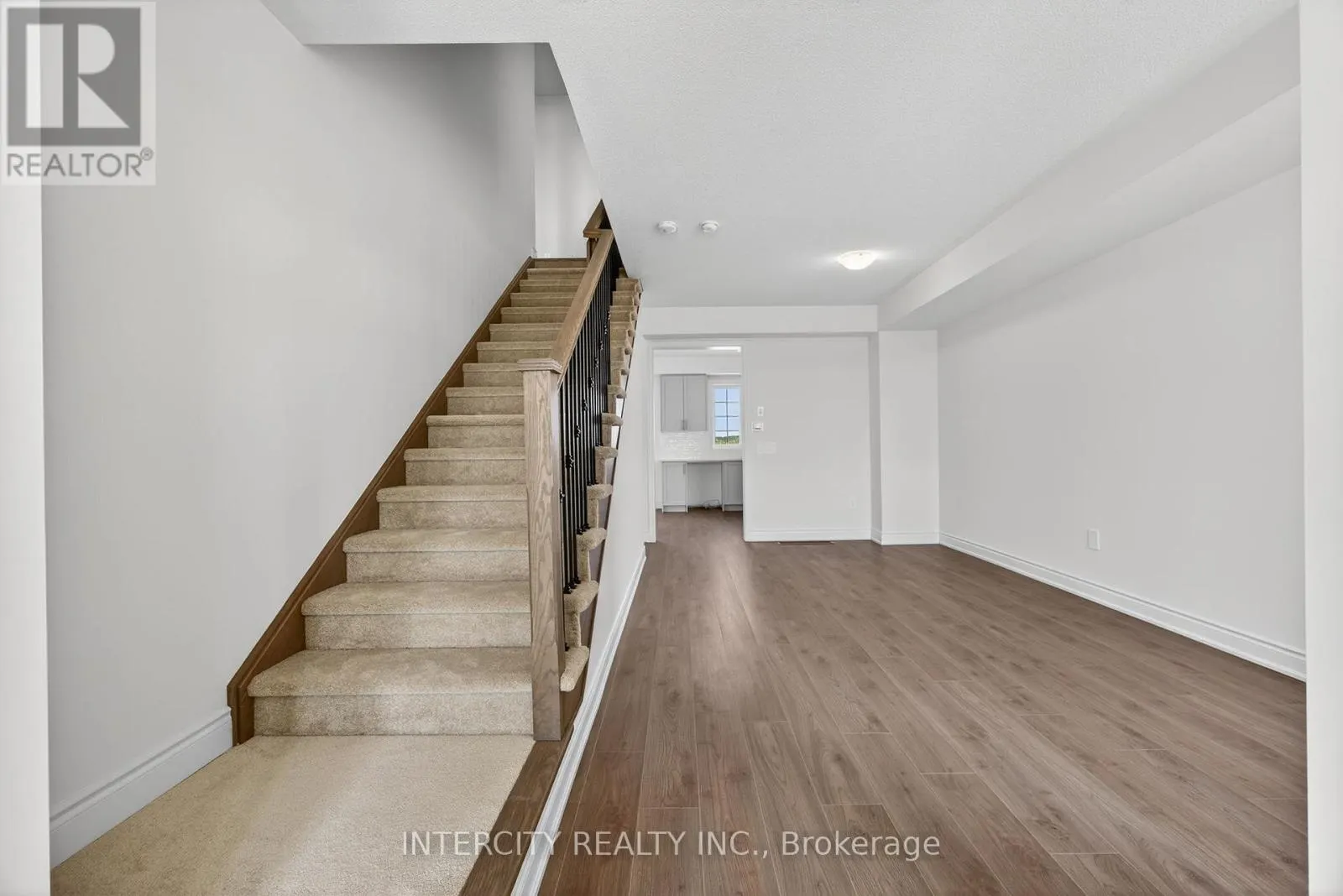 21 AVALON DRIVE