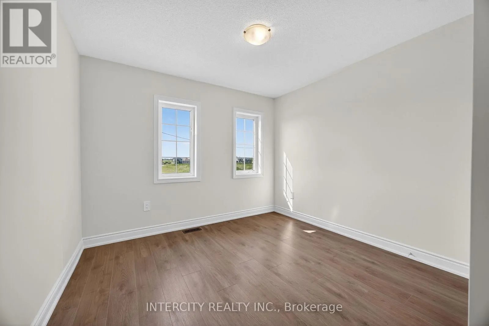 21 AVALON DRIVE