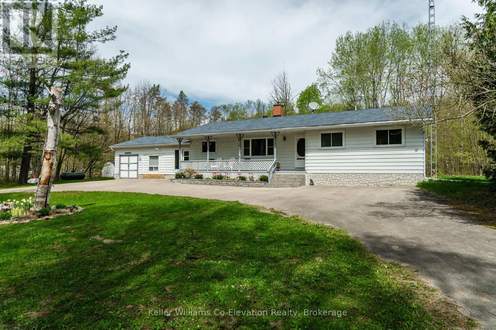 1467 ROSEMOUNT ROAD