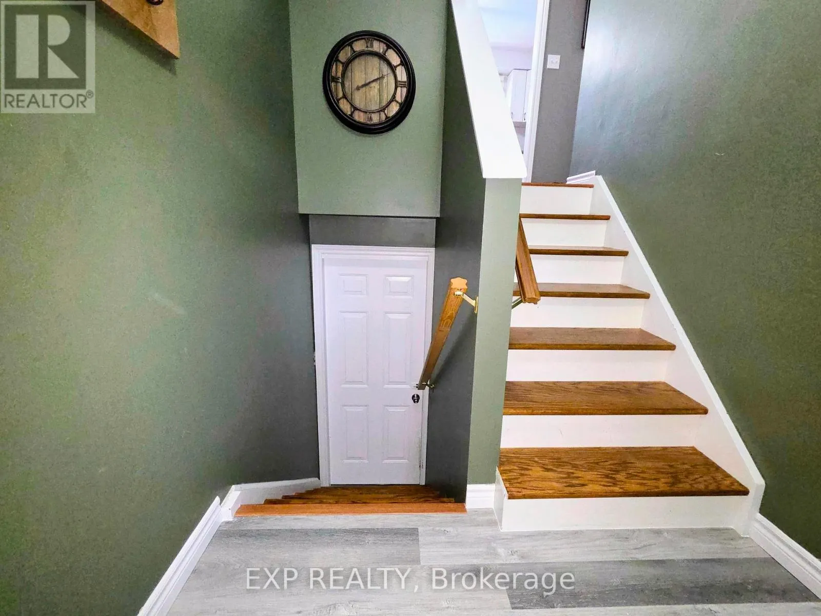 440 BARRIE ROAD