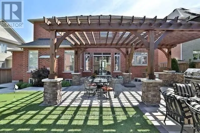 4 PLUNKETT COURT
