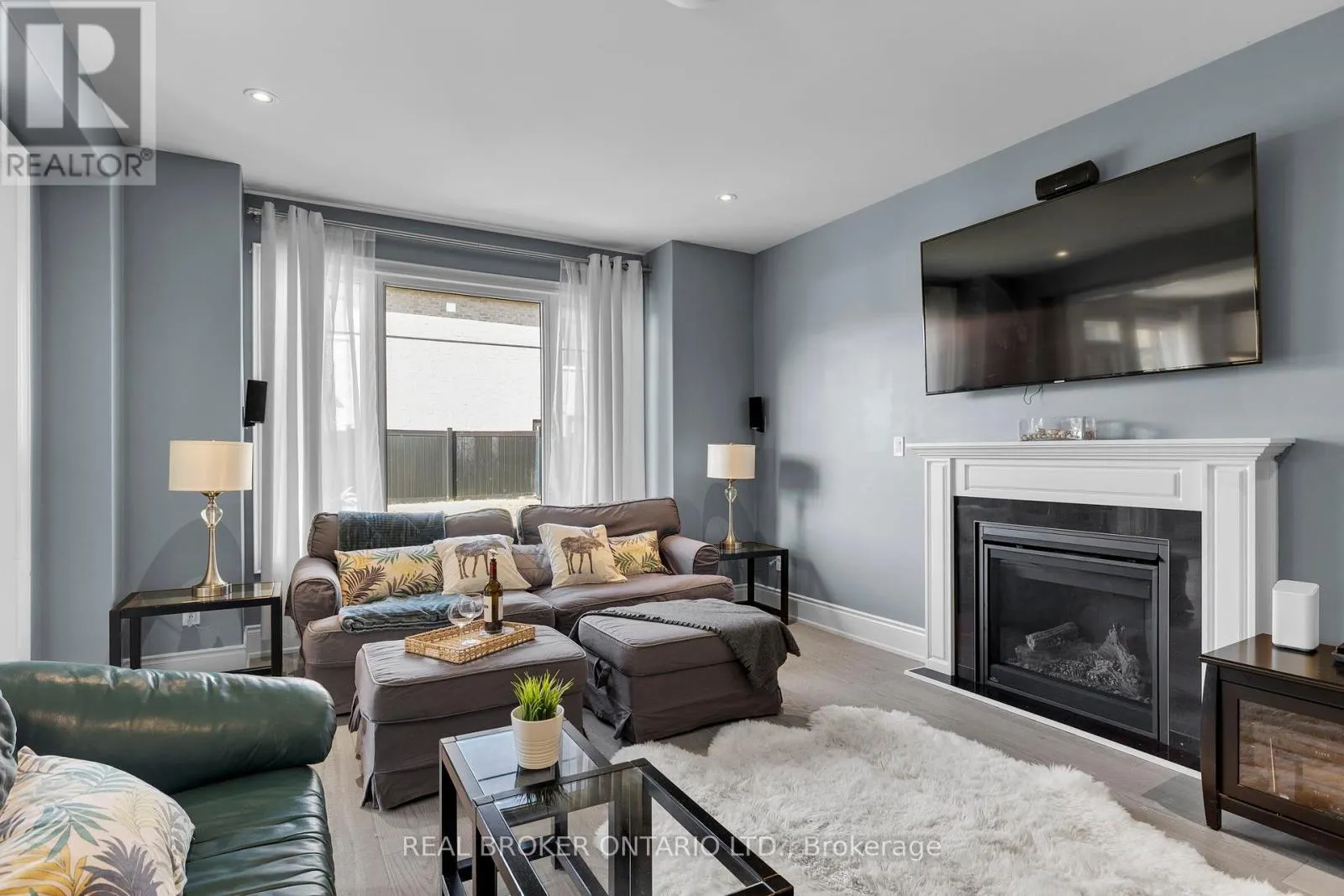 3032 MONARCH DRIVE