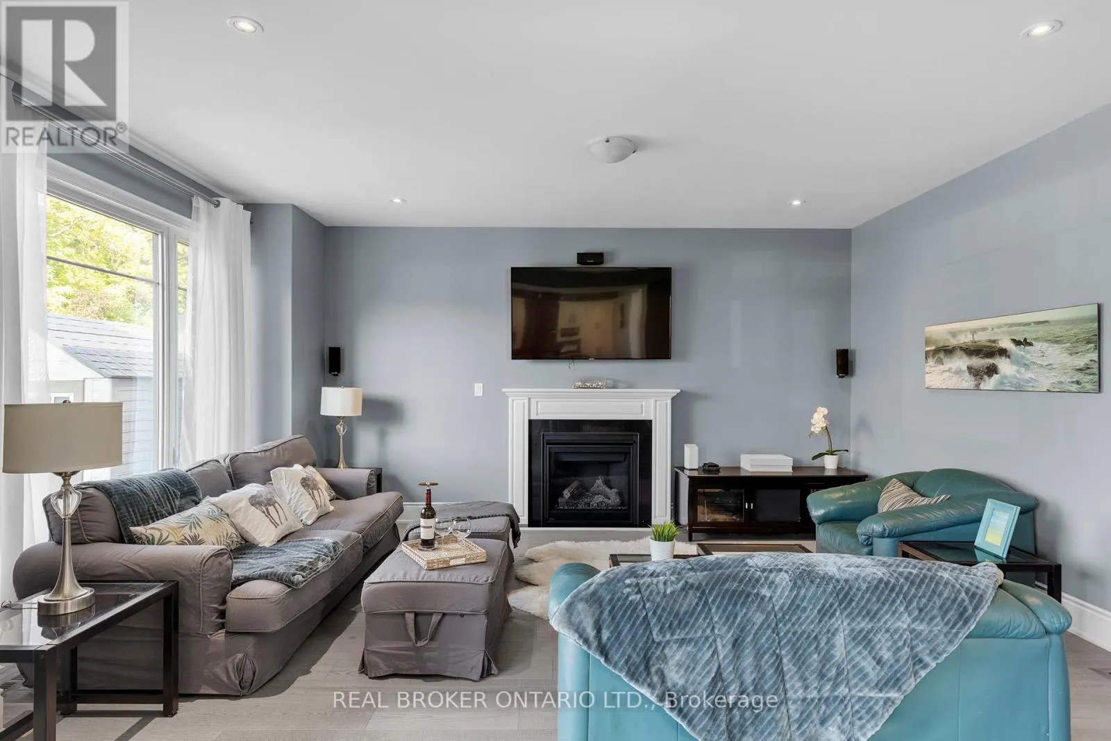 3032 MONARCH DRIVE