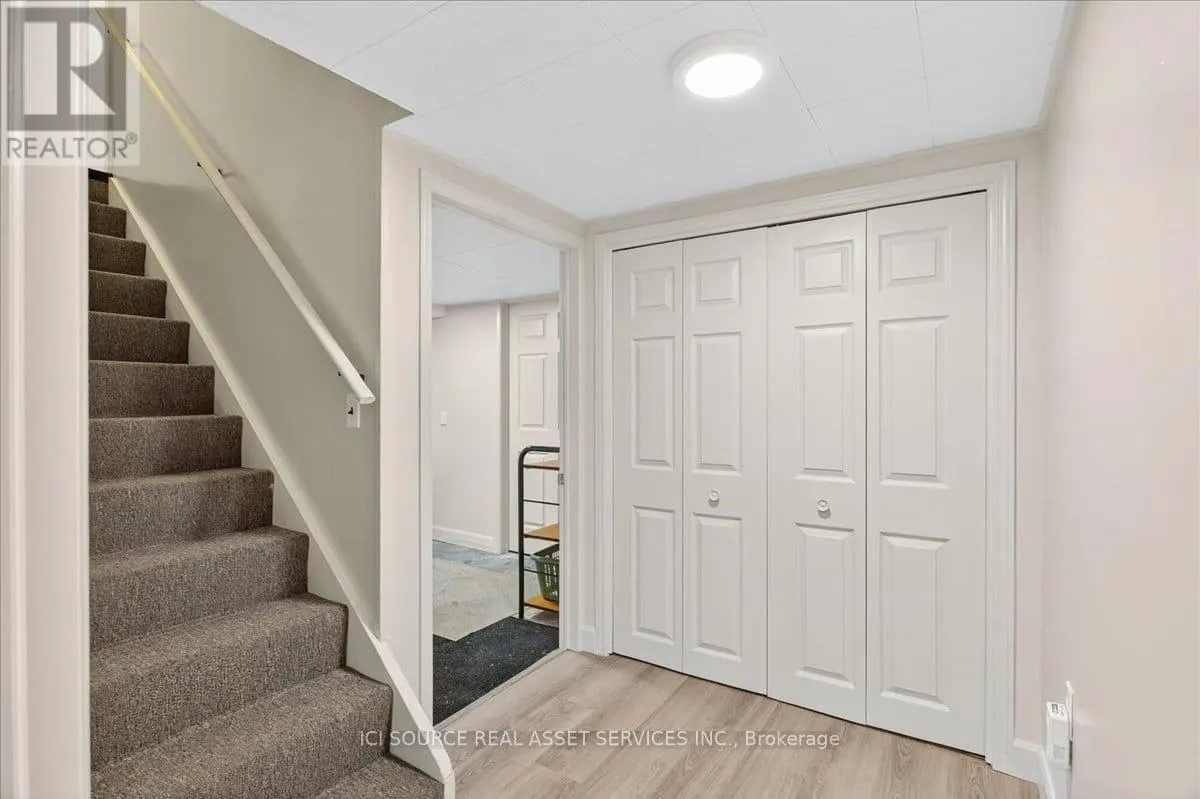 223 MISSISSAGA STREET W