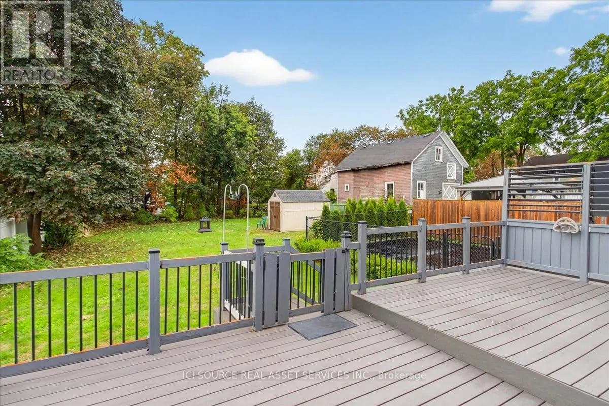 223 MISSISSAGA STREET W