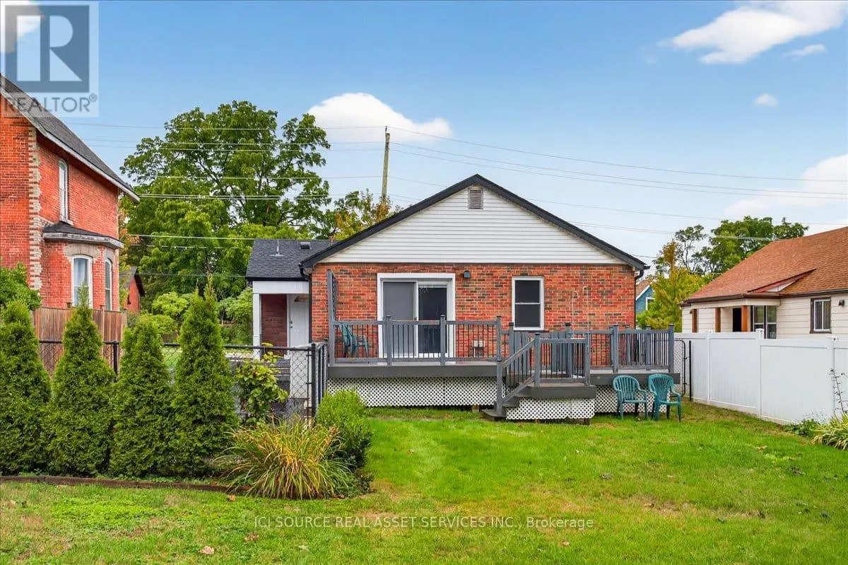 223 MISSISSAGA STREET W