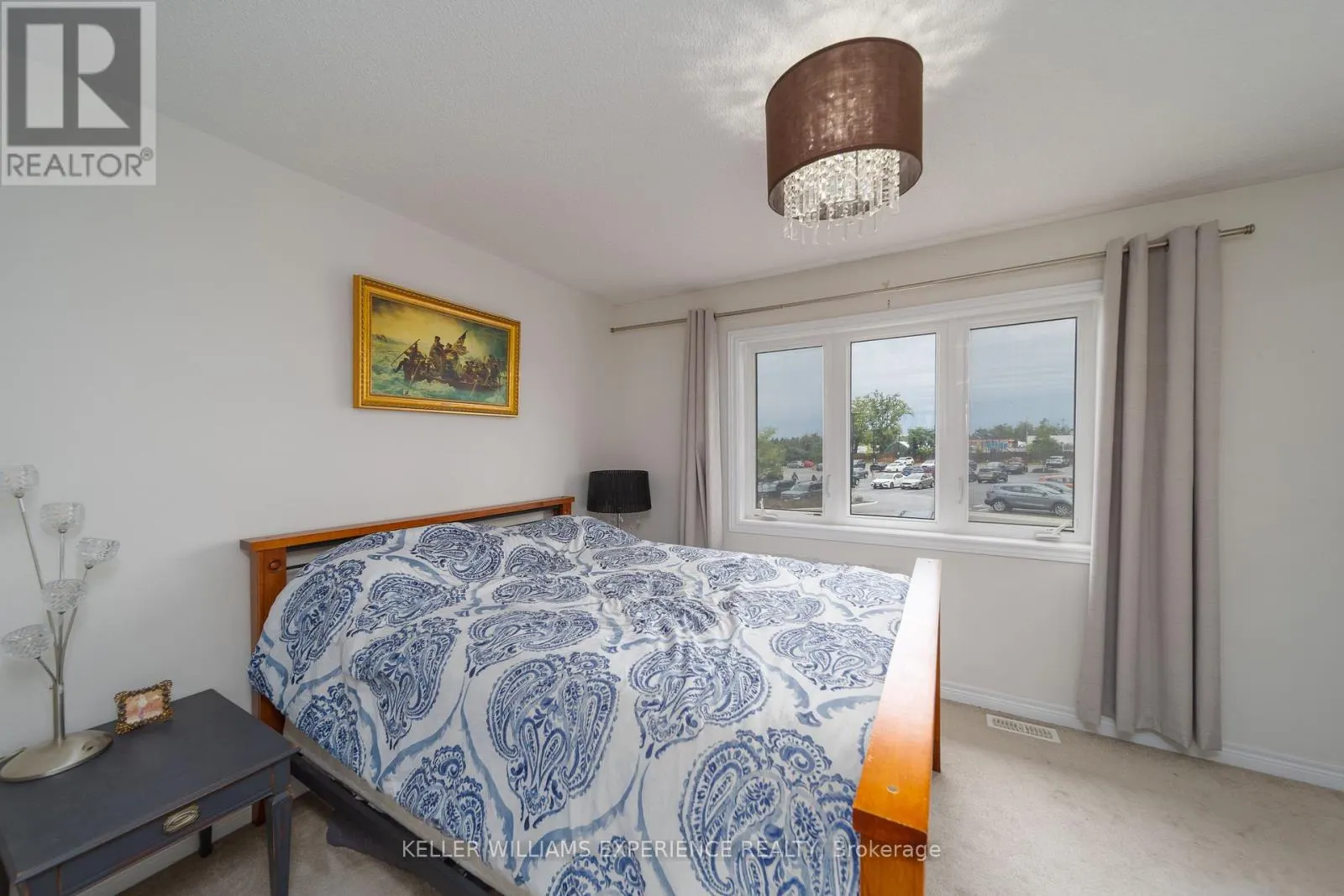 48 SNELGROVE CRESCENT