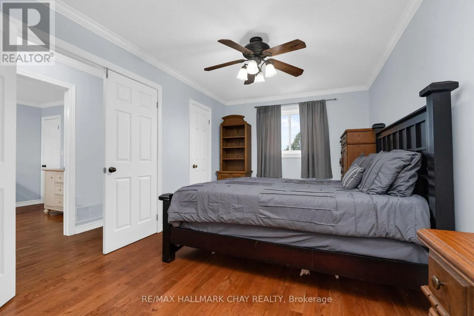 22 ASSINIBOINE DRIVE