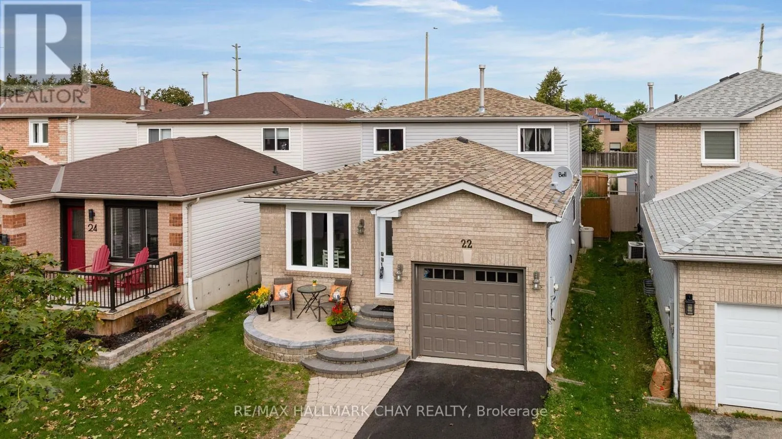 22 ASSINIBOINE DRIVE