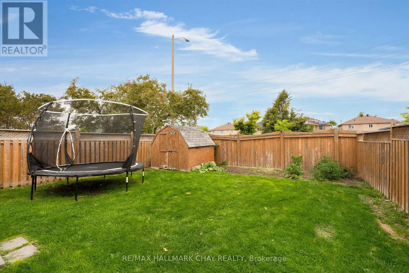 22 ASSINIBOINE DRIVE