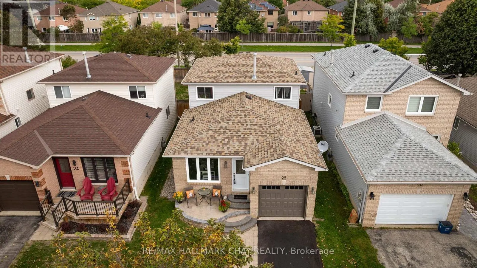 22 ASSINIBOINE DRIVE