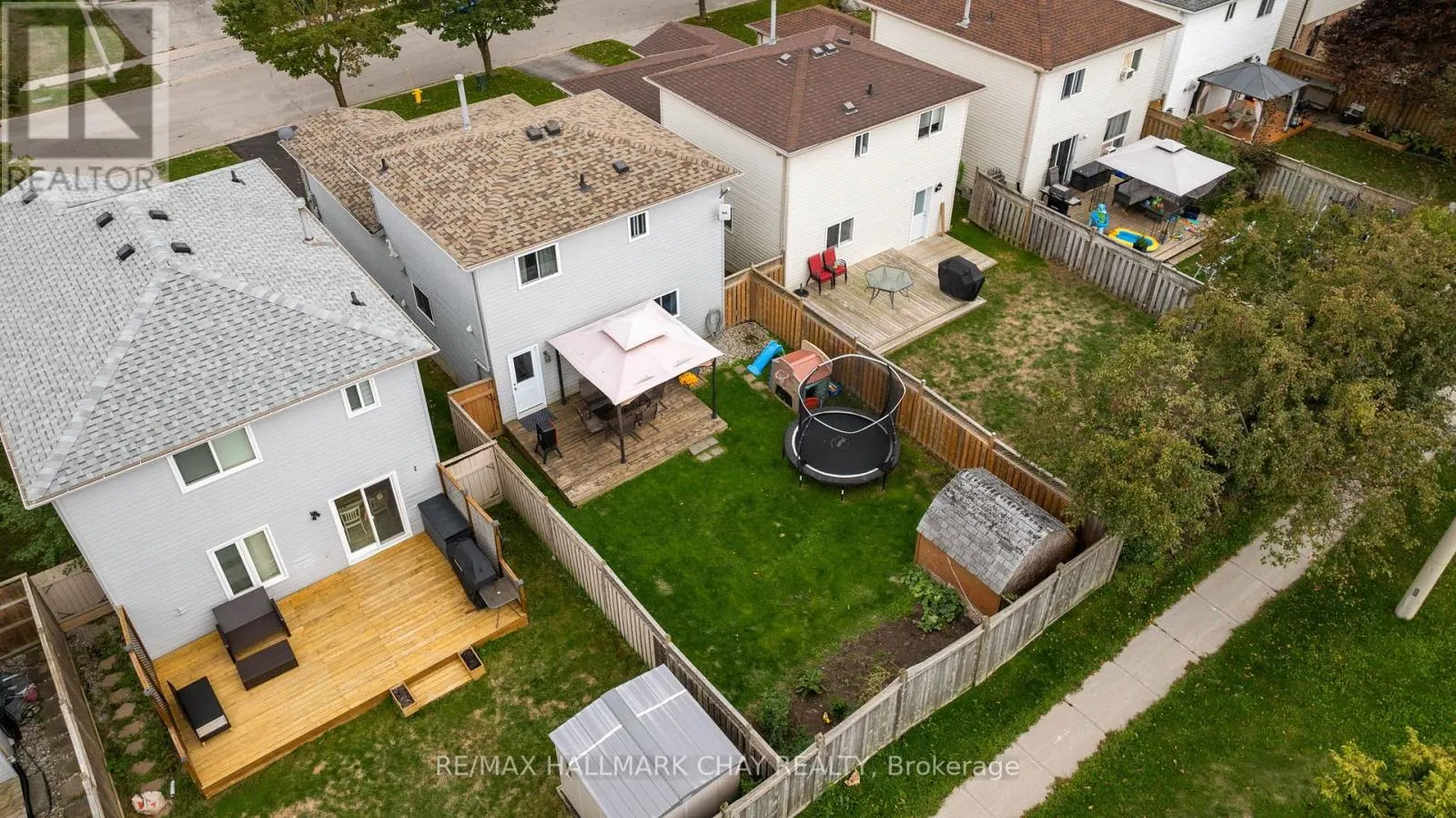 22 ASSINIBOINE DRIVE
