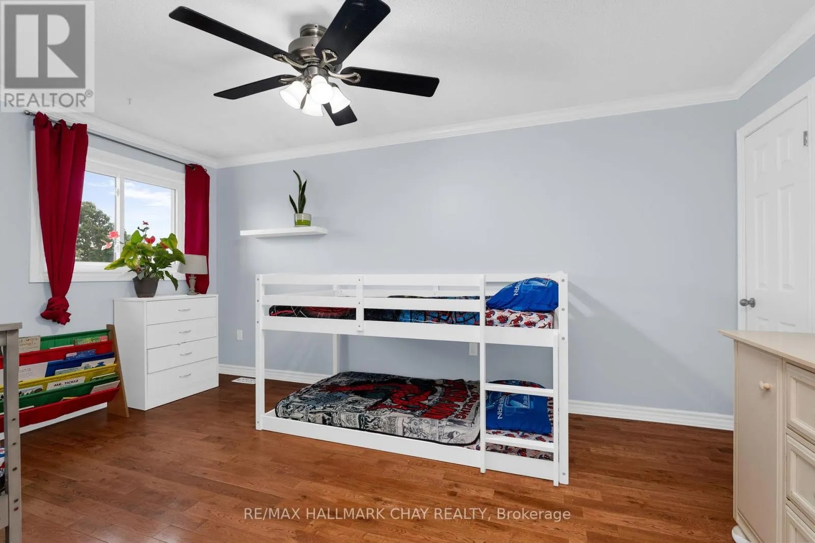 22 ASSINIBOINE DRIVE