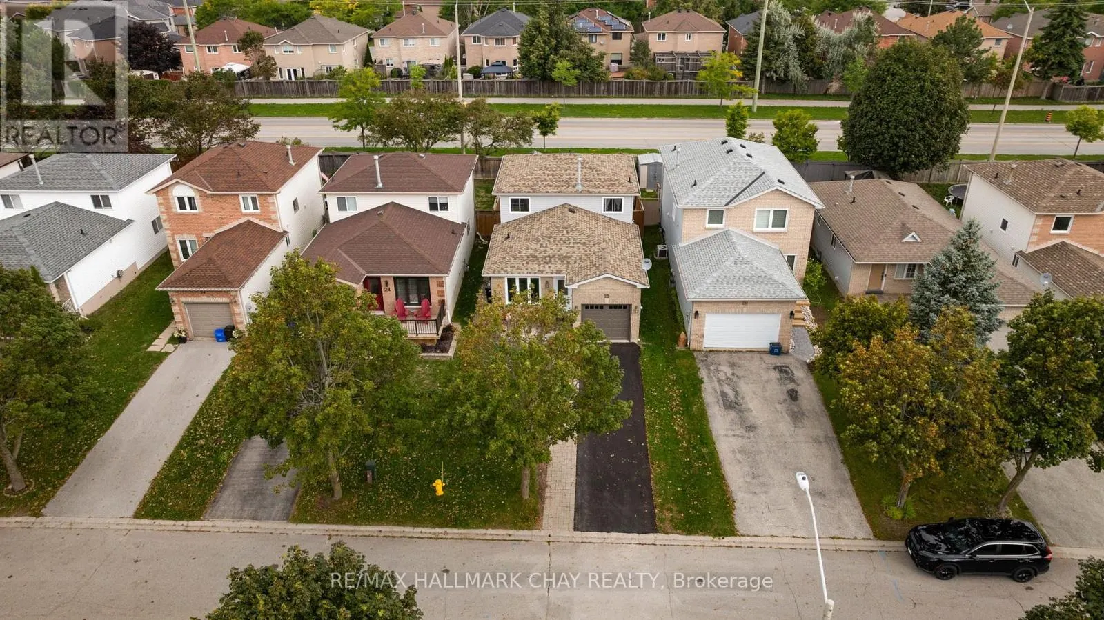 22 ASSINIBOINE DRIVE