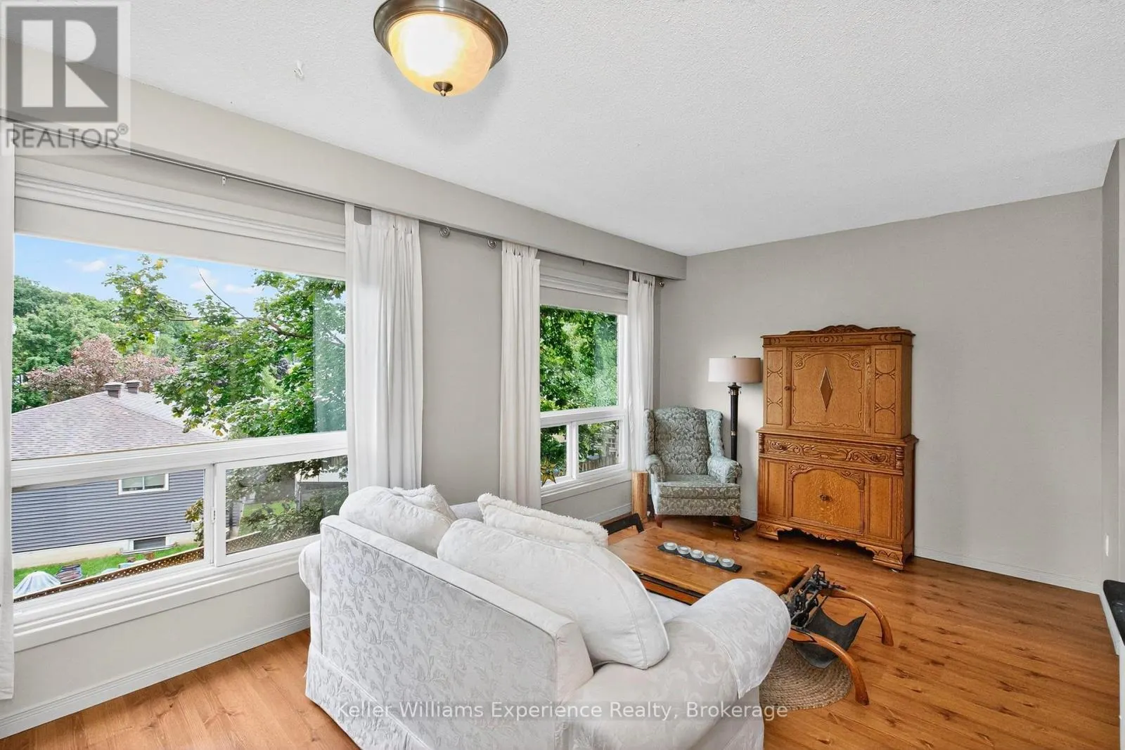 56 - 778 WILLIAM STREET, #56